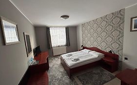 Hotel Ava